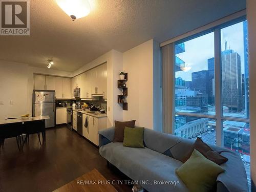 1806 - 33 Bay Street, Toronto, ON - Indoor