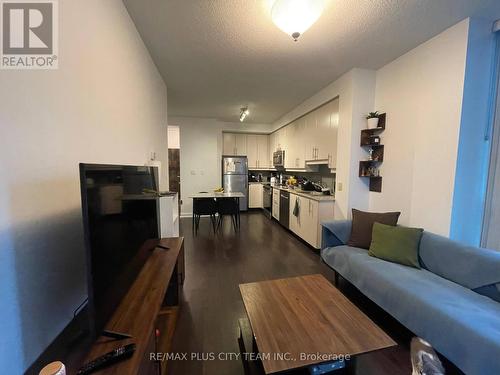 1806 - 33 Bay Street, Toronto, ON - Indoor Photo Showing Living Room