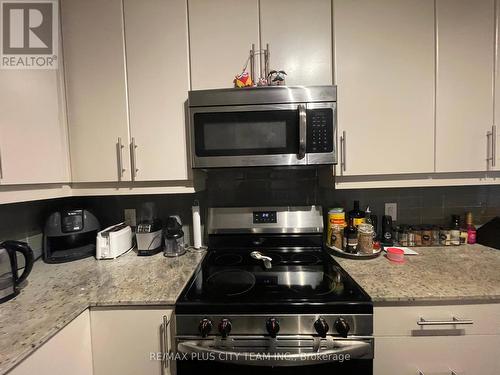 1806 - 33 Bay Street, Toronto, ON - Indoor Photo Showing Kitchen