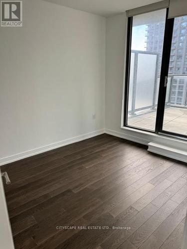 708 - 11 Wellesley Street, Toronto, ON - Indoor Photo Showing Other Room