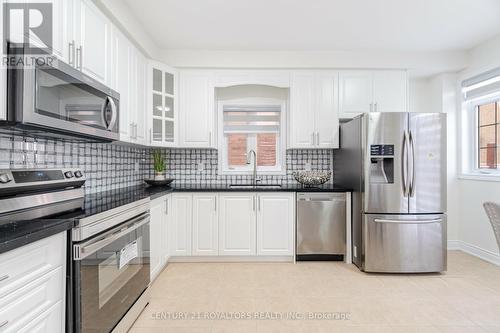 71 Maple Valley Street, Brampton, ON - Indoor Photo Showing Kitchen With Stainless Steel Kitchen With Upgraded Kitchen