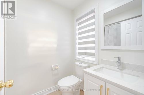 71 Maple Valley Street, Brampton, ON - Indoor Photo Showing Bathroom