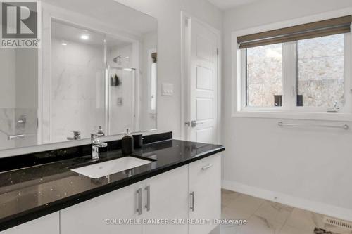 3716 Lakepoint Drive, Orillia, ON - Indoor Photo Showing Bathroom