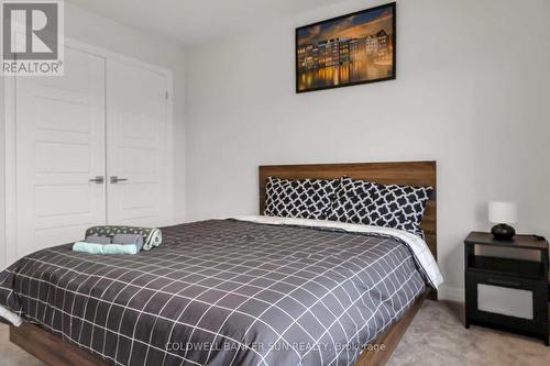 3716 Lakepoint Drive, Orillia, ON - Indoor Photo Showing Bedroom