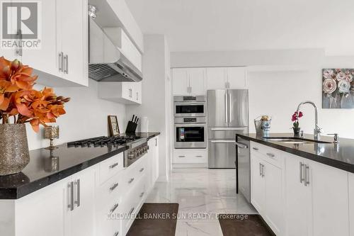 3716 Lakepoint Drive, Orillia, ON - Indoor Photo Showing Kitchen With Stainless Steel Kitchen With Upgraded Kitchen