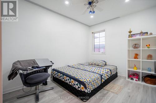 49 - 120 Railroad Street, Brampton, ON - Indoor Photo Showing Bedroom