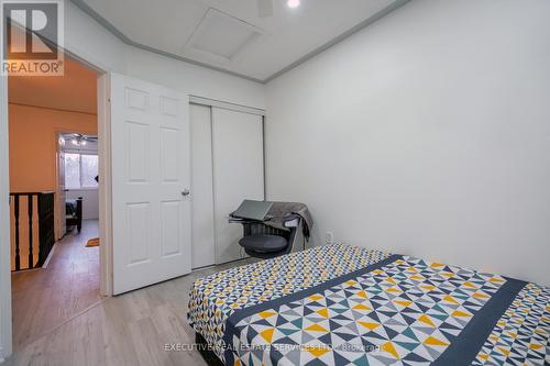 49 - 120 Railroad Street, Brampton, ON - Indoor Photo Showing Bedroom