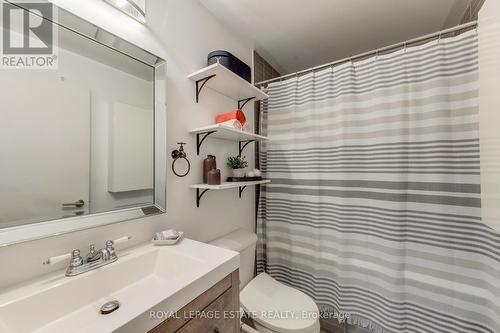 102 - 625 Queen Street E, Toronto, ON - Indoor Photo Showing Bathroom