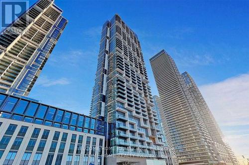 1002 - 1000 Portage Parkway, Vaughan, ON - Outdoor With Balcony With Facade