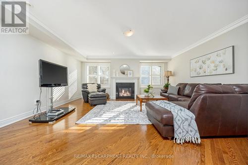 2036 Lushes Avenue, Mississauga, ON - Indoor Photo Showing Living Room With Fireplace