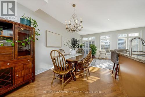 2036 Lushes Avenue, Mississauga, ON - Indoor Photo Showing Dining Room