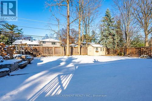 5247 Spruce Avenue, Burlington, ON - Outdoor