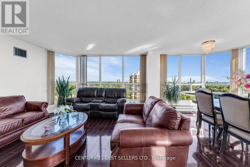 1110 - 330 Mill Street S, Brampton, ON - Indoor Photo Showing Living Room