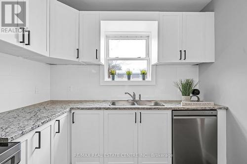 14 Keith Street, Hamilton, ON - Indoor Photo Showing Kitchen With Double Sink