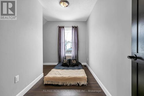 14 Keith Street, Hamilton, ON - Indoor Photo Showing Bedroom