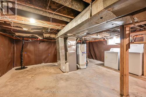 14 Keith Street, Hamilton, ON - Indoor Photo Showing Basement