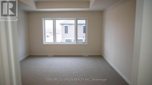 11 Spiers Road, Erin, ON - Indoor Photo Showing Other Room