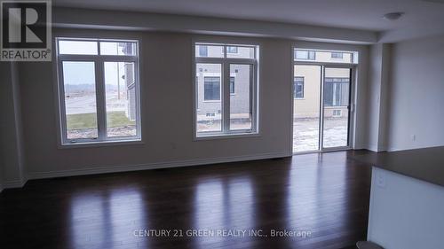 11 Spiers Road, Erin, ON - Indoor Photo Showing Other Room