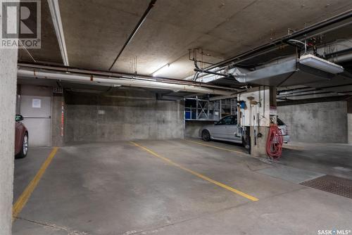 337 2301 Adelaide Street E, Saskatoon, SK - Indoor Photo Showing Garage