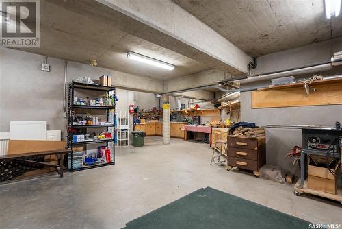 337 2301 Adelaide Street E, Saskatoon, SK - Indoor Photo Showing Garage