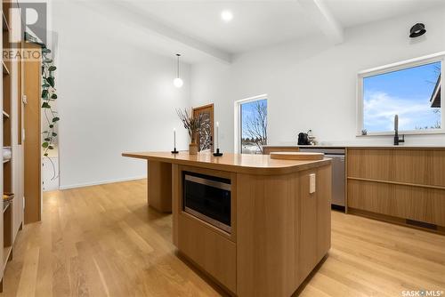 209 Habkirk Drive, Regina, SK - Indoor Photo Showing Kitchen