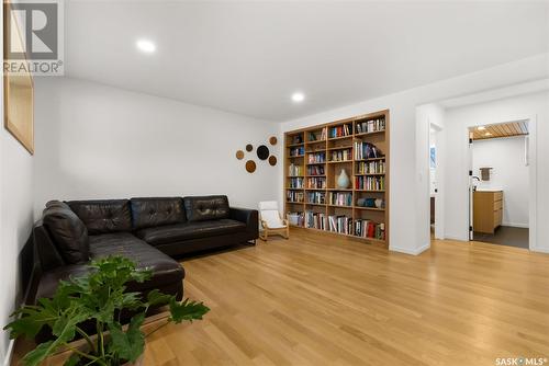 209 Habkirk Drive, Regina, SK - Indoor Photo Showing Living Room