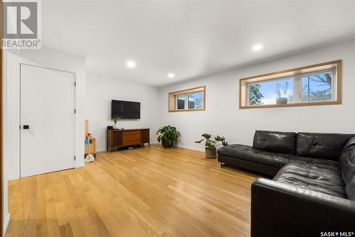 209 Habkirk Drive, Regina, SK - Indoor Photo Showing Living Room