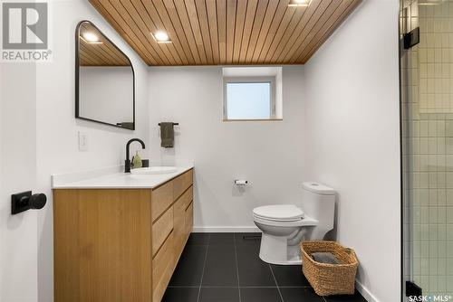 209 Habkirk Drive, Regina, SK - Indoor Photo Showing Bathroom