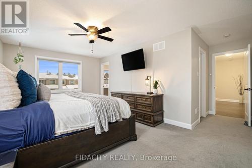 228 Kimpton Drive, Ottawa, ON - Indoor Photo Showing Bedroom