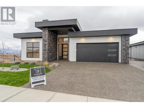 2537 Pinnacle Ridge Drive, West Kelowna, BC - Outdoor