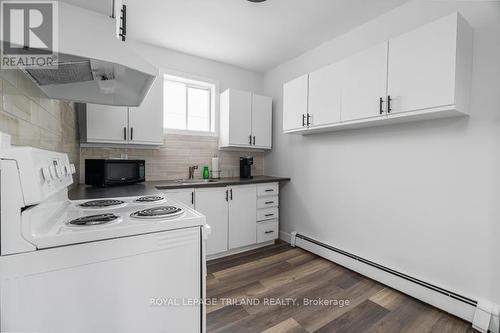 5 - 469 Grey Street, London, ON - Indoor Photo Showing Kitchen