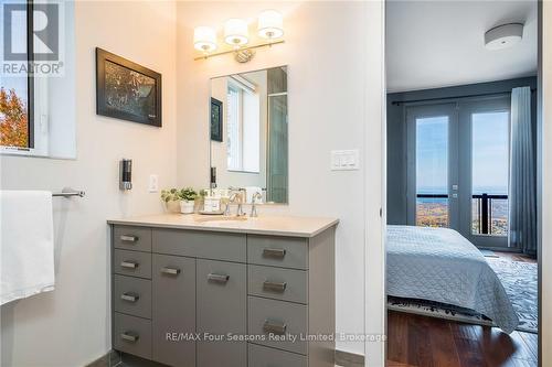 107 Maple Lane, Blue Mountains (Blue Mountain Resort Area), ON - Indoor Photo Showing Bathroom