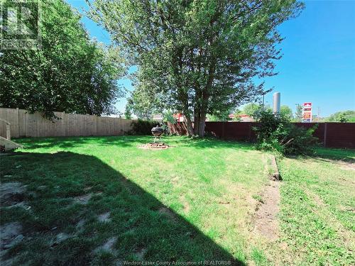 197 Willowwood Drive Unit# 199, Lakeshore, ON - Outdoor With Backyard