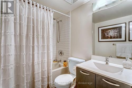 407 - 170 Sudbury Street, Toronto, ON - Indoor Photo Showing Bathroom