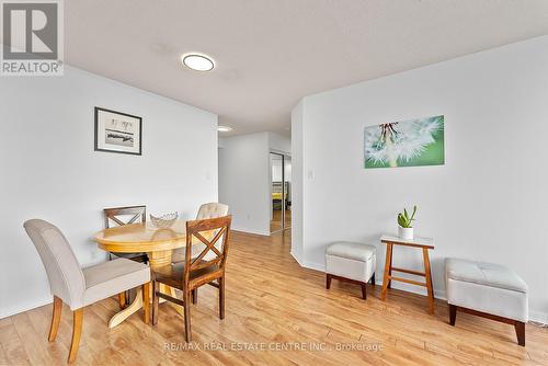 1808 - 550 Webb Drive, Mississauga, ON - Indoor Photo Showing Dining Room