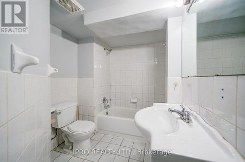 95 Greenbriar Road, Brampton, ON - Indoor Photo Showing Bathroom