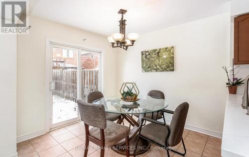 31 Hollingsworth Circle, Brampton, ON - Indoor Photo Showing Dining Room