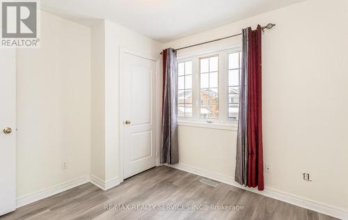 31 Hollingsworth Circle, Brampton, ON - Indoor Photo Showing Other Room