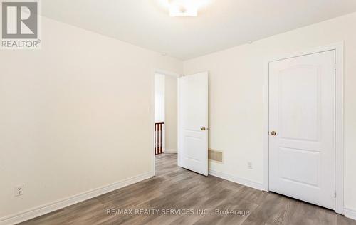 31 Hollingsworth Circle, Brampton, ON - Indoor Photo Showing Other Room