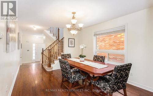 31 Hollingsworth Circle, Brampton, ON - Indoor Photo Showing Dining Room