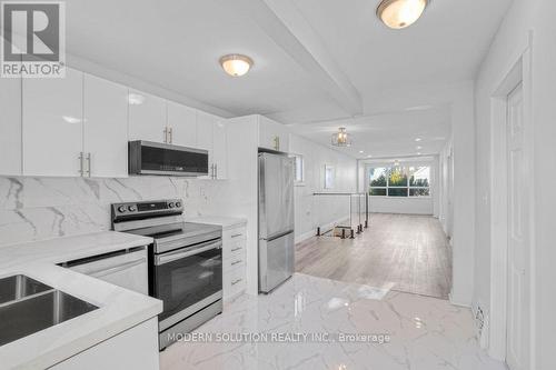 56 Cambridge Avenue, Hamilton, ON - Indoor Photo Showing Kitchen With Double Sink