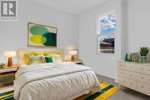 56 Cambridge Avenue, Hamilton, ON - Indoor Photo Showing Bedroom