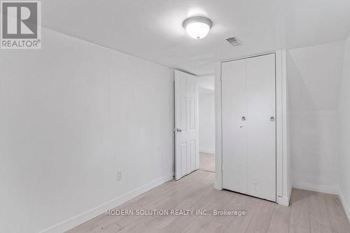 56 Cambridge Avenue, Hamilton, ON - Indoor Photo Showing Other Room