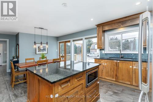 12895 King Road, Niagara Falls, ON - Indoor Photo Showing Kitchen