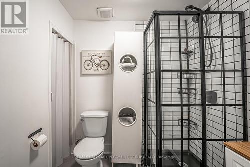 203 Southview Road, Barrie, ON - Indoor Photo Showing Bathroom