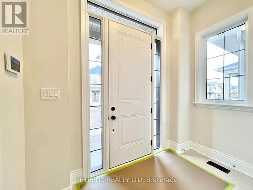 1348 Hydrangea Gardens, Oakville, ON - Indoor Photo Showing Other Room