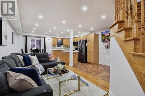 25 Heartview Road, Brampton, ON - Indoor Photo Showing Living Room