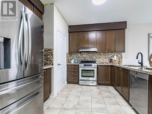 47 Donomore Drive, Brampton, ON - Indoor Photo Showing Kitchen With Stainless Steel Kitchen With Upgraded Kitchen