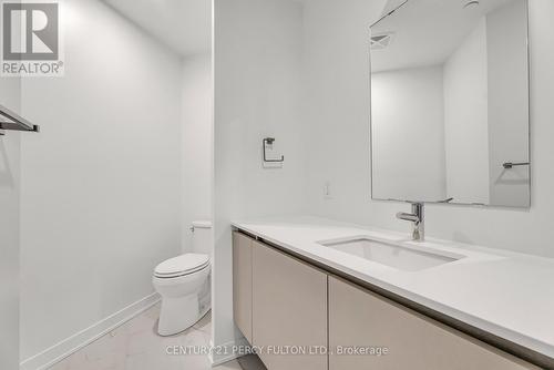 317 - 395 Dundas Street W, Oakville, ON - Indoor Photo Showing Bathroom