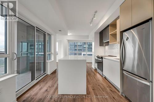 317 - 395 Dundas Street W, Oakville, ON - Indoor Photo Showing Kitchen With Stainless Steel Kitchen